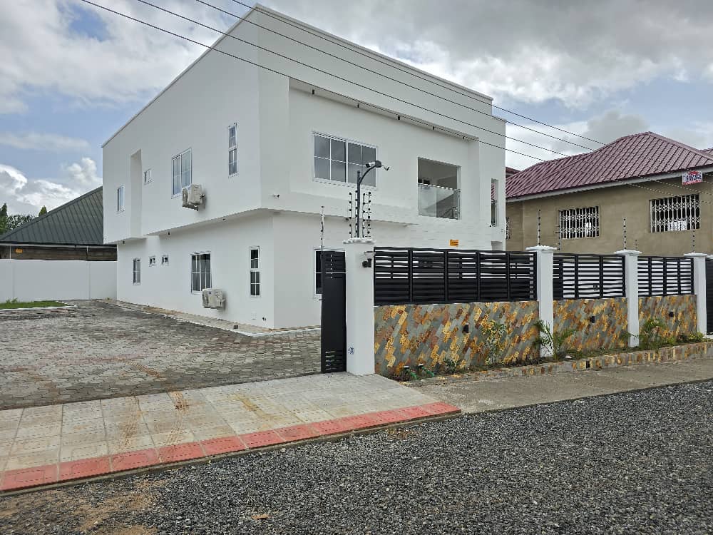 Two-Unit Semi-Smart Residential Developmen
